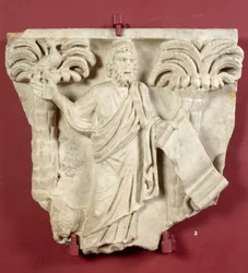 Cristo representado como Legislador (mármol)